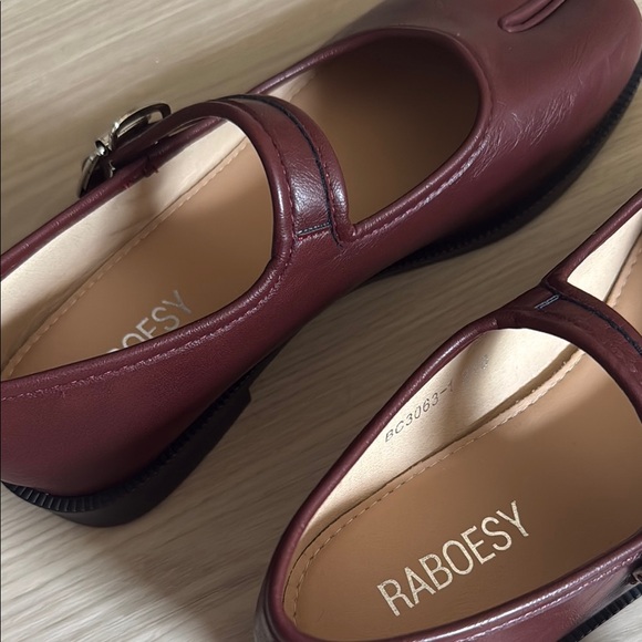 Burgundy Tabby Flats - Picture 4 of 5